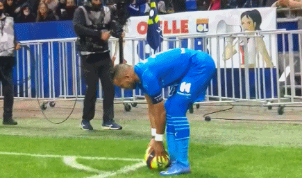 奥古斯托谈退役：是时候做一个百分百称职的丈夫和父亲了（奥古斯托谈退役：该全身心做称职的丈夫与父亲了）