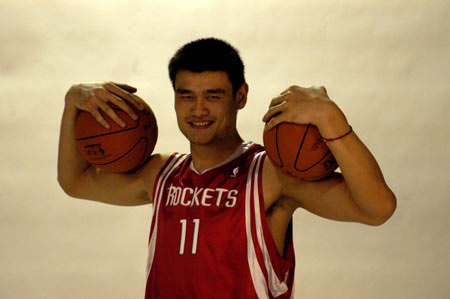 2025赛季中超最佳阵容：法比奥、瓦科领衔，蒋圣龙、朱辰杰入选（中超2025赛季最佳阵容出炉：法比奥、瓦科领衔，蒋圣龙与朱辰杰上榜）