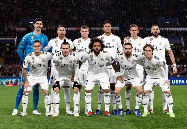 吃T是隐患！东契奇上半场17中8爆砍24分3板2助 三分7中3（技犯隐忧！东契奇半场17投8中轰24分3板2助，三分7投3中）