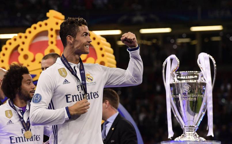 中超赛程更新：关注榜首之争,（中超新赛程出炉：聚焦榜首之战）