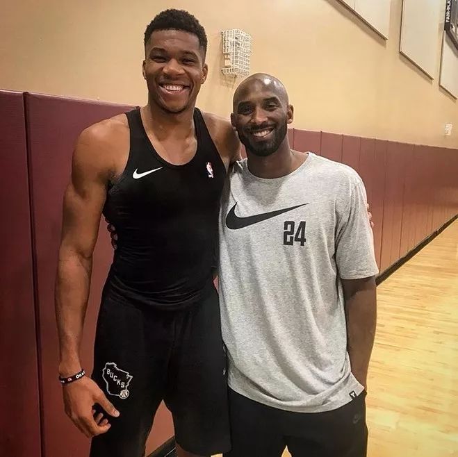 足协杯决赛收官，中国足球寻找“强力伙伴”共赴新征程（足协杯决赛落幕，中国足球携强劲伙伴开启新征程）