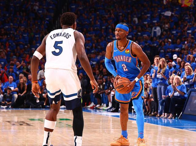 斯诺克英锦赛：斯佳辉6-0零封瑞恩，晋级16强（斯佳辉6-0横扫瑞恩，强势晋级英锦赛16强）