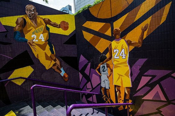 迈阿密国际vs温哥华白浪：梅西PK穆勒；苏亚雷斯替补（国际迈阿密战温哥华白浪：梅西对决穆勒，苏亚雷斯替补待命）