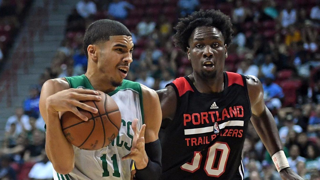 卡什：夏窗我收到好几份报价，但我就想留在维拉，我喜欢这里（卡什：夏窗收到多份报价仍选择留在维拉，我很喜欢这里）