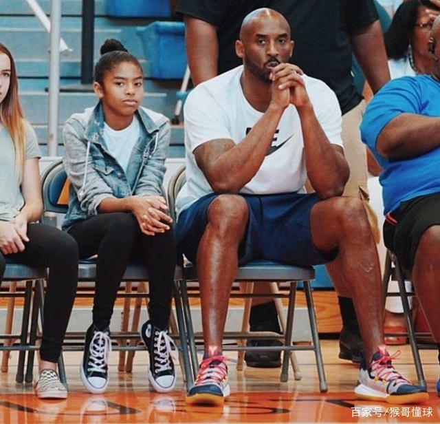 名记：消息人士表示，他们相信B费能赶上1月的曼市德比（权威记者：多方消息称B费有望出战1月曼市德比）