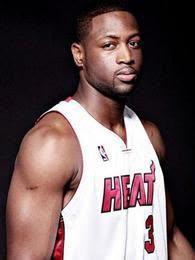 打铁大战！热火首节三分球10中1，猛龙13中3（首节三分集体打铁：热火10投1中，猛龙13投3中）