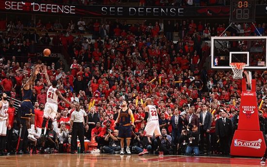 尤文vs乌迪内斯：伊尔迪兹、乔纳森-戴维首发，麦肯尼出战（尤文迎战乌迪内斯：伊尔迪兹、乔纳森-戴维首发，麦肯尼在列）