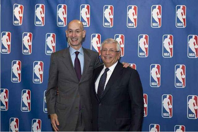 西甲前瞻：巴萨盼取胜继续争夺榜首，阿拉维斯能否制造麻烦？（西甲前瞻：巴萨剑指三分紧咬榜首，阿拉维斯能否搅局？）