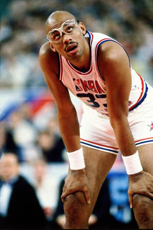 国脚连续两场关键进球（国脚两战连斩关键球）