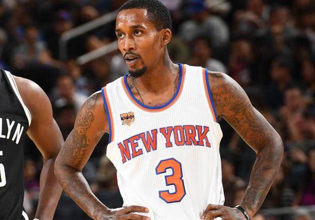 纽卡斯尔喷气机官宣与苏尼亚尔解约，曾随队获澳洲足总杯冠军（纽卡斯尔喷气机宣布与苏尼亚尔解约，曾助队捧得澳足总杯）